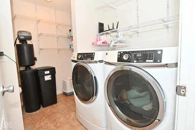 $296,454 | 6454 Maple Manor, Brownsburg, IN 46112