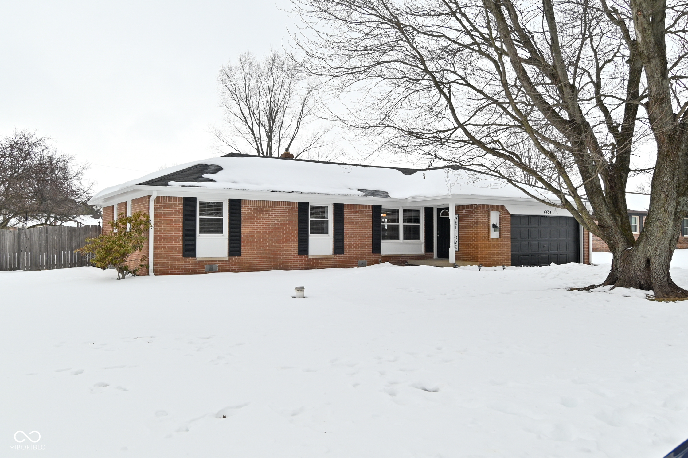 6454 Maple Manor Brownsburg, IN 46112 - Photo 2 of 25