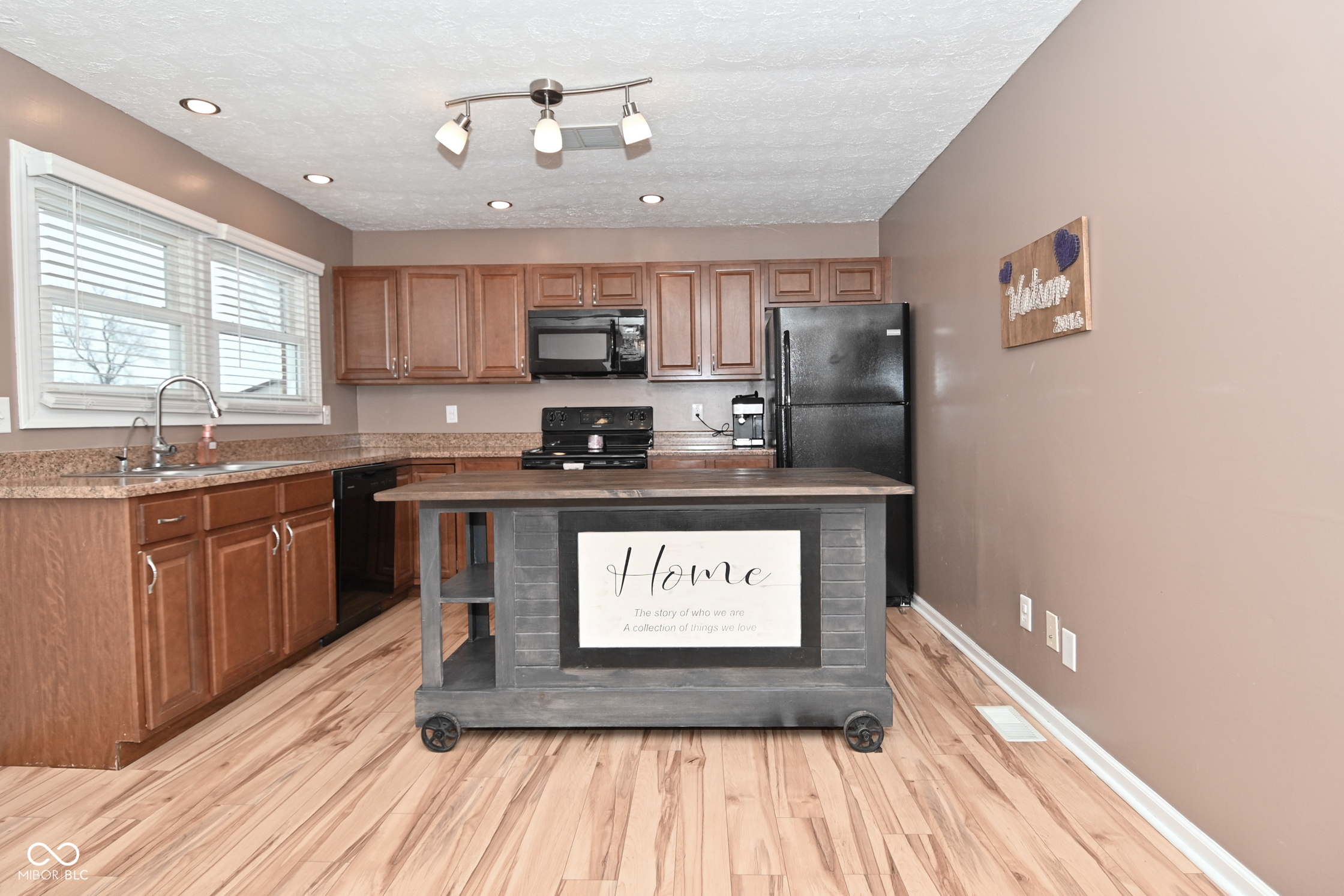 6454 Maple Manor Brownsburg, IN 46112 - Photo 9 of 25