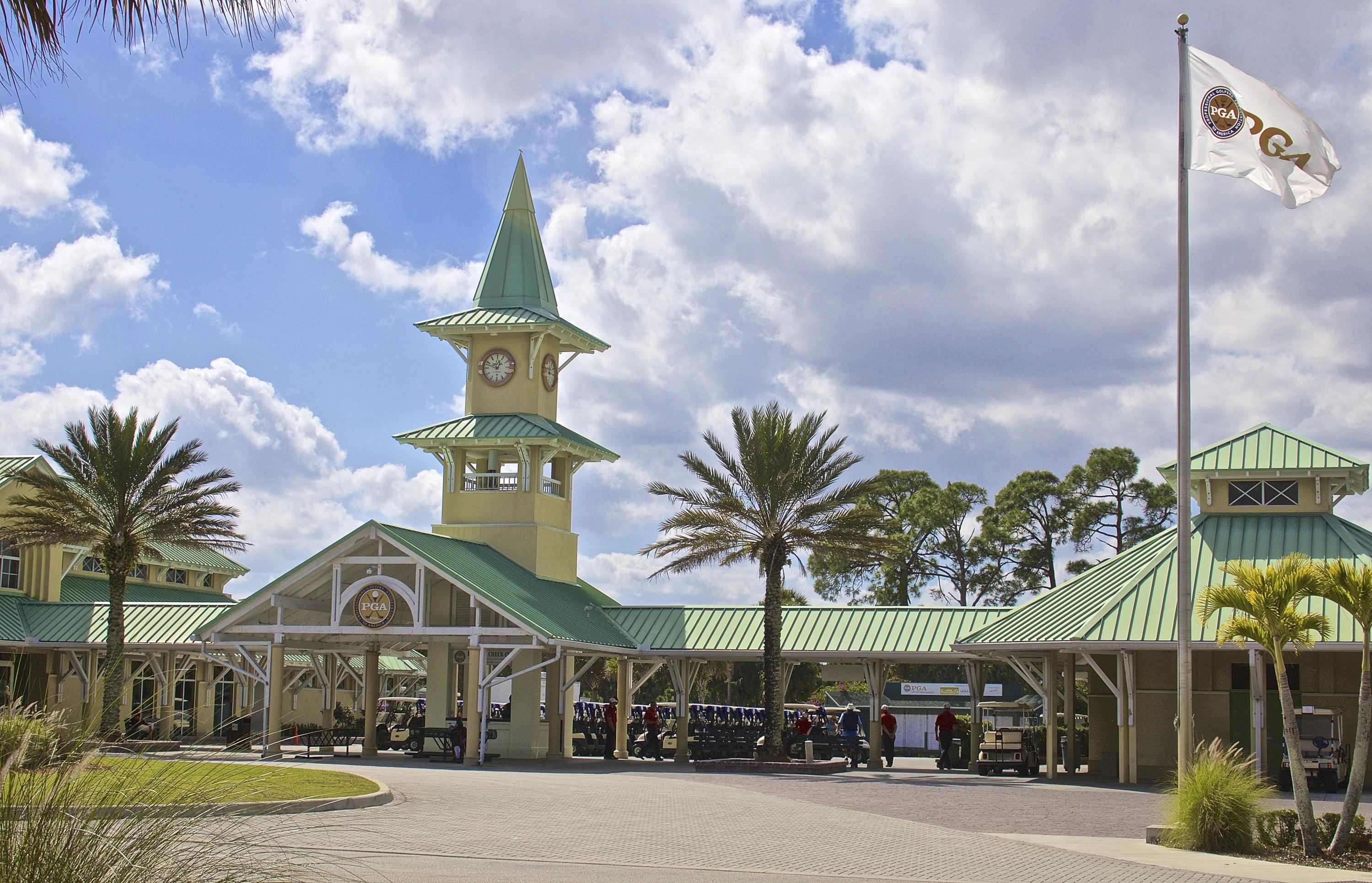 8841 First Tee Road Port St. Lucie, FL 34986 - Photo 23 of 228 1326 Clubhouse Front Panorama