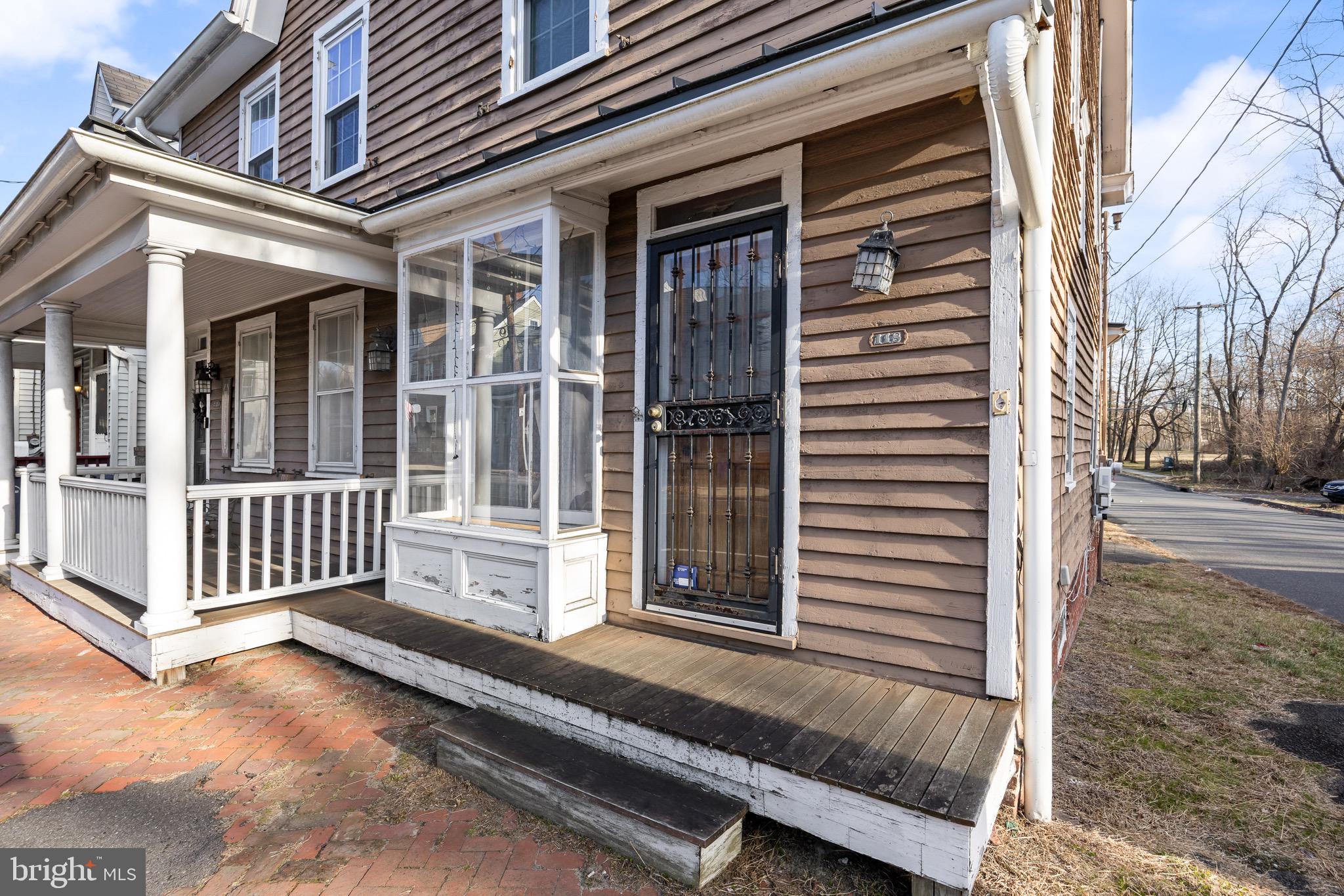 118 Mill Street Mount Holly, NJ 08060 - Photo 3 of 55