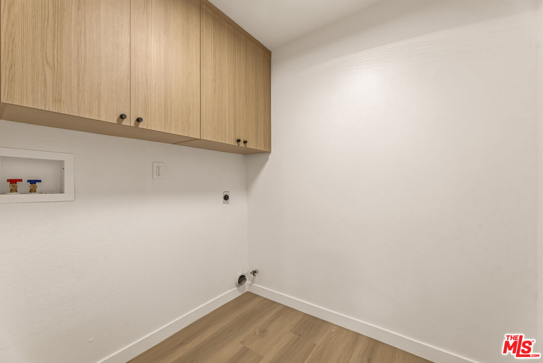 311 Bora Bora Way, Unit 3207 Marina del Rey, CA 90292 - Photo 38 of 54 a view of a closet