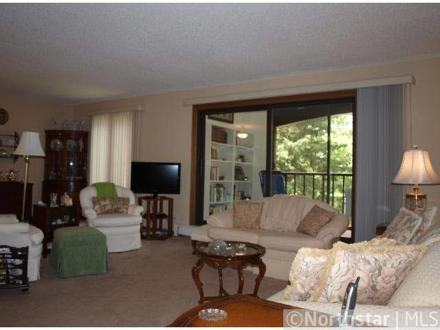 8430 Pennsylvania Road, Unit 205 Bloomington, MN 55438 - Photo 2 of 11