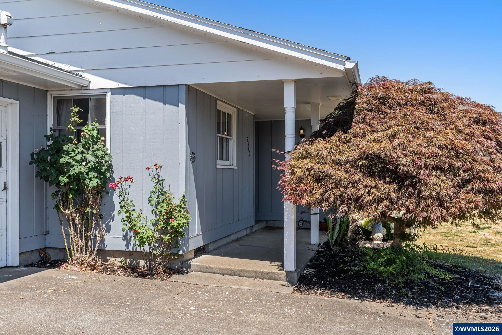 2500 Southeast Tudor Way Albany, OR 97322 - Photo 9 of 37