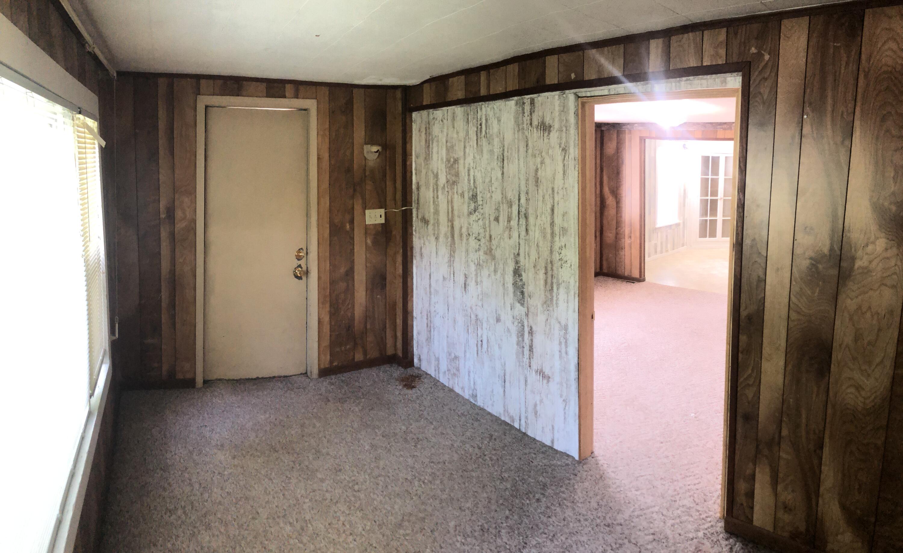 129 Phillips Street Colon, MI 49040 - Photo 13 of 16 IMG_8205