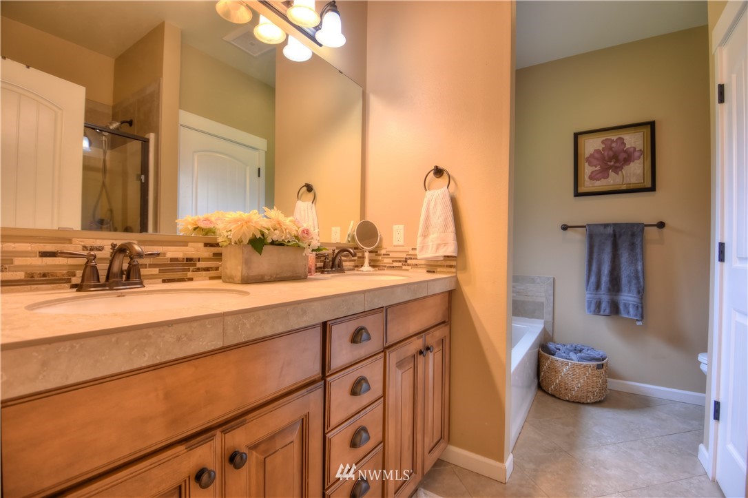 11800 Littlerock Road Southwest Olympia, WA 98512 - Photo 11 of 22 Gallery Image 11