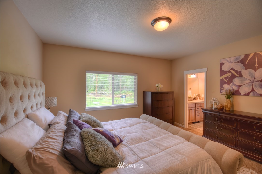 11800 Littlerock Road Southwest Olympia, WA 98512 - Photo 10 of 22 Gallery Image 10