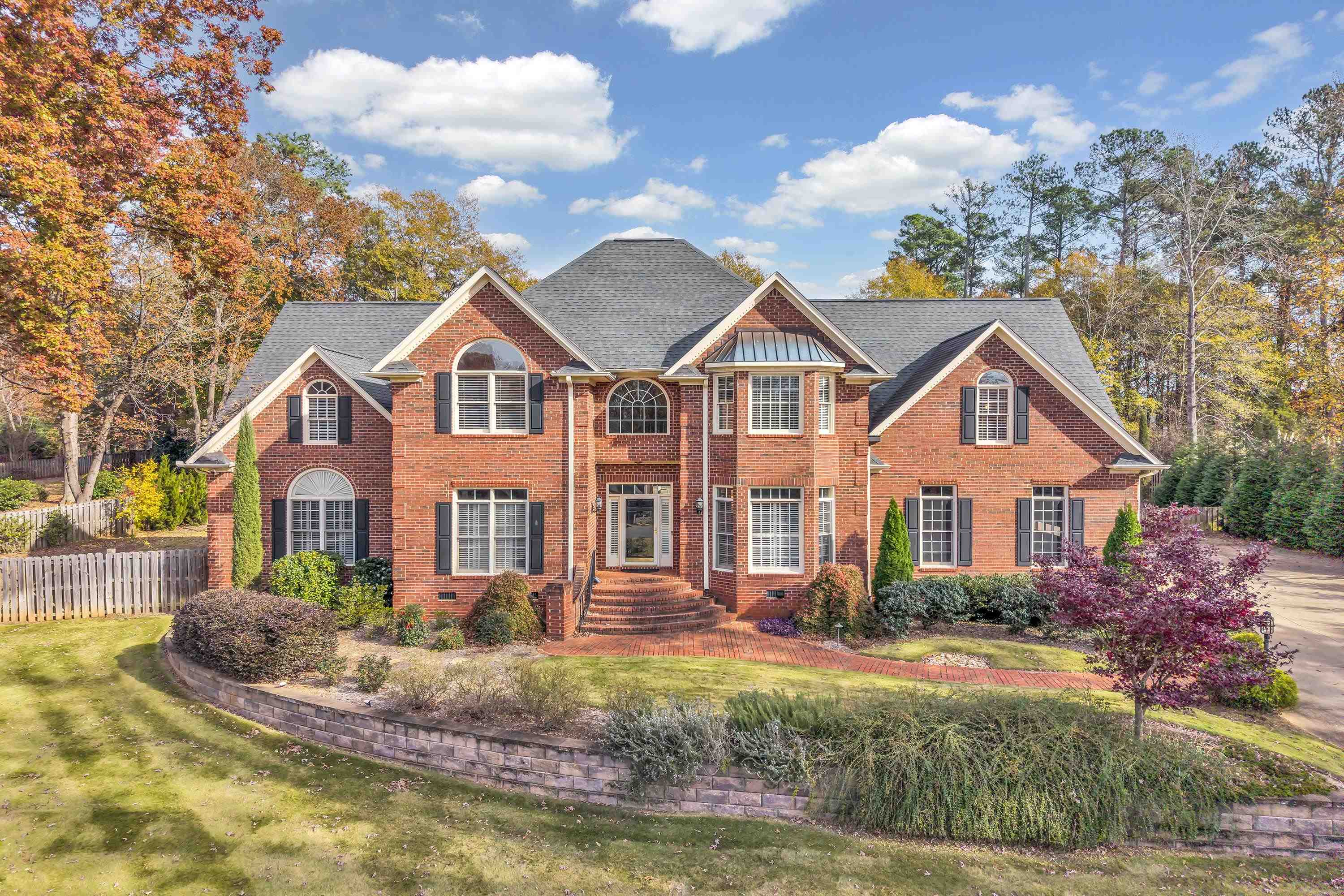 111 West Woodglen Road Spartanburg, SC 29301 - Photo 1 of 40