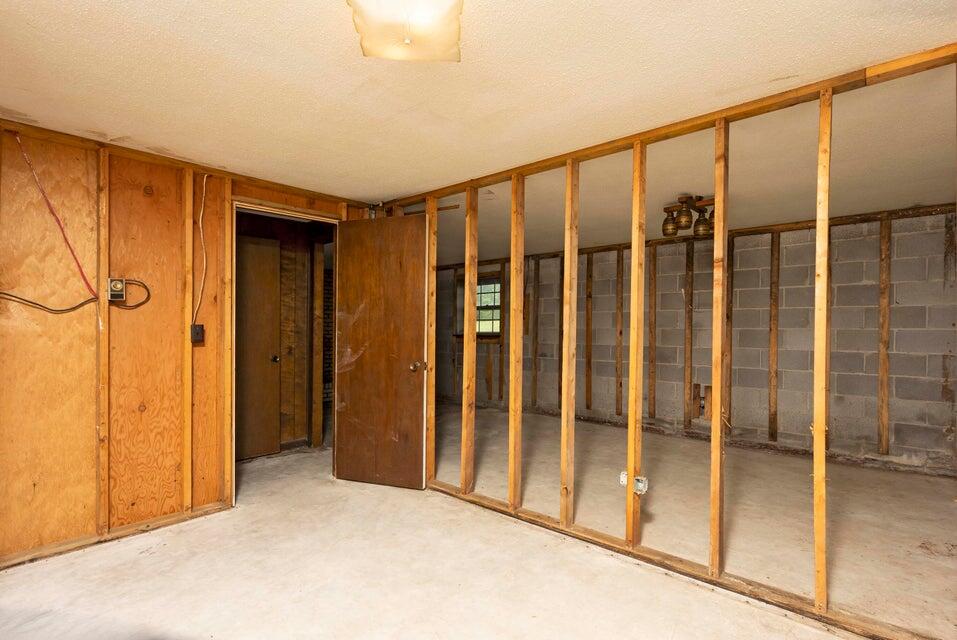 1267 Shaver Road Dayton, TN 37321 - Photo 26 of 41 Basement