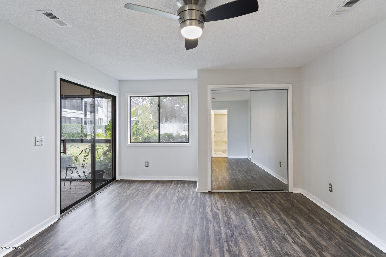 1507 Military Cutoff Road, Unit 111 Wilmington, NC 28403 - Photo 25 of 42 27_DSC05725_mls