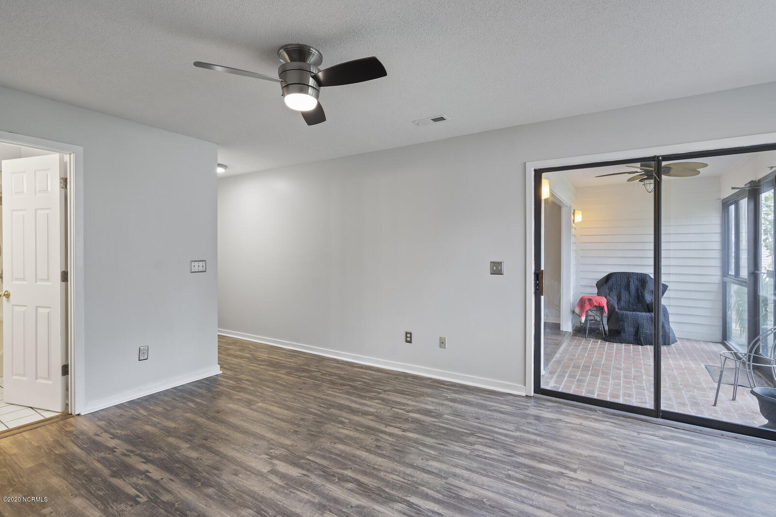 1507 Military Cutoff Road, Unit 111 Wilmington, NC 28403 - Photo 26 of 42 28_DSC05720_mls