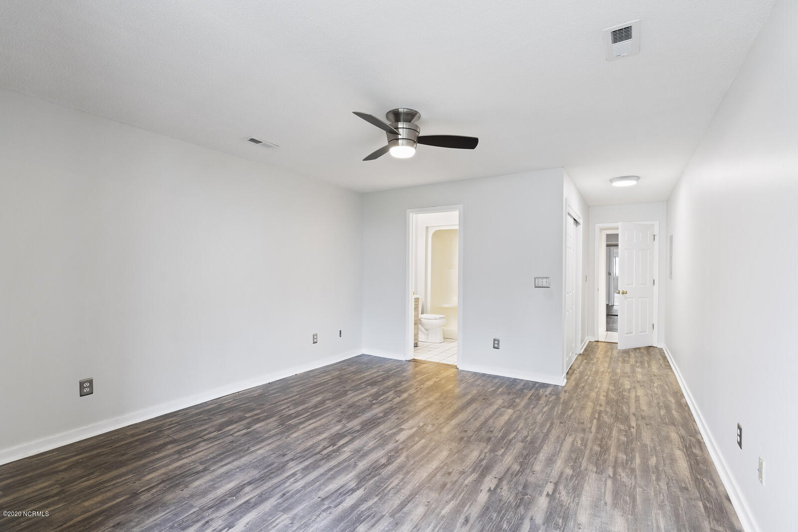 1507 Military Cutoff Road, Unit 111 Wilmington, NC 28403 - Photo 27 of 42 29_DSC05730_mls