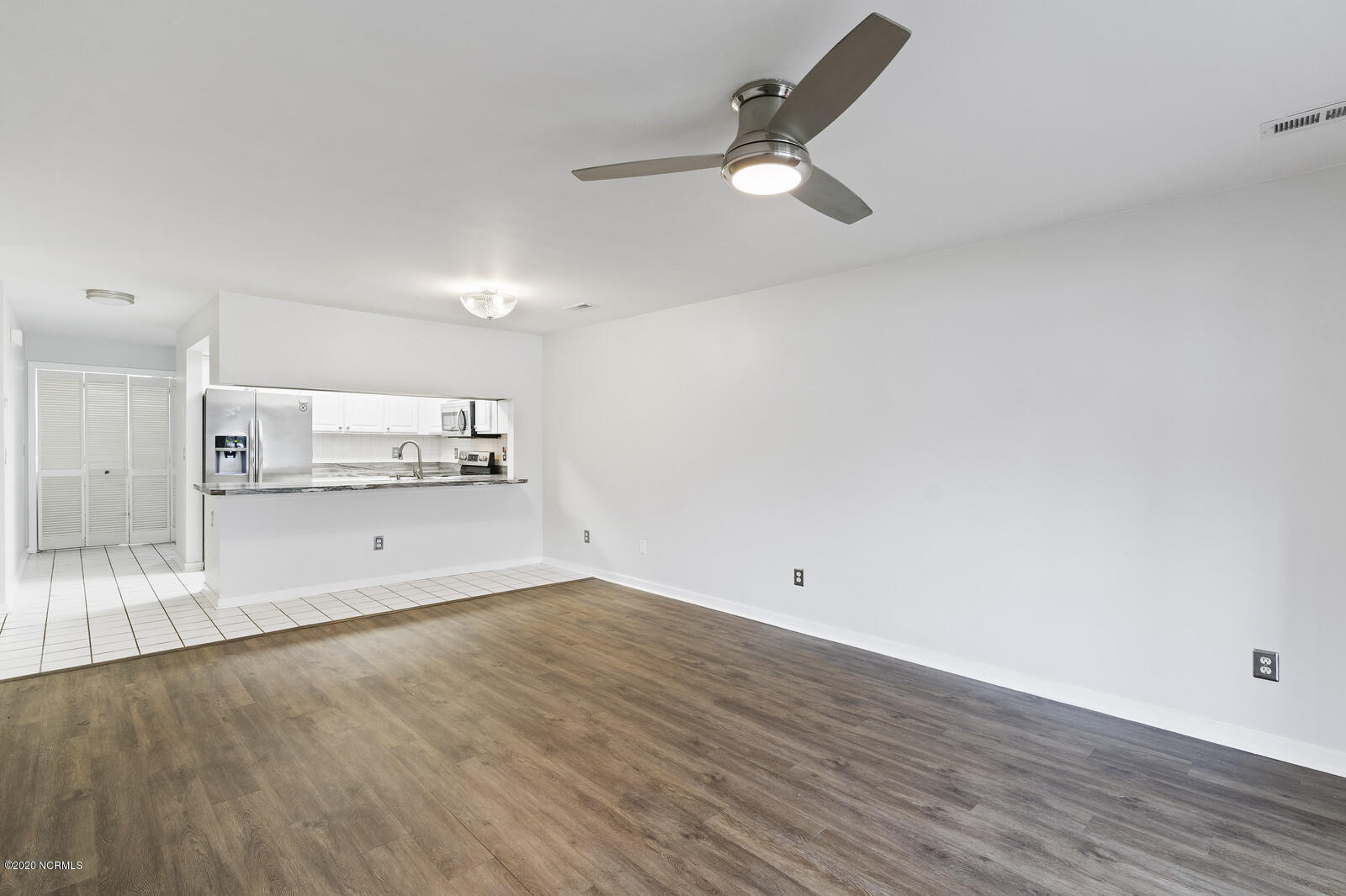 1507 Military Cutoff Road, Unit 111 Wilmington, NC 28403 - Photo 6 of 42 18_DSC05743_mls