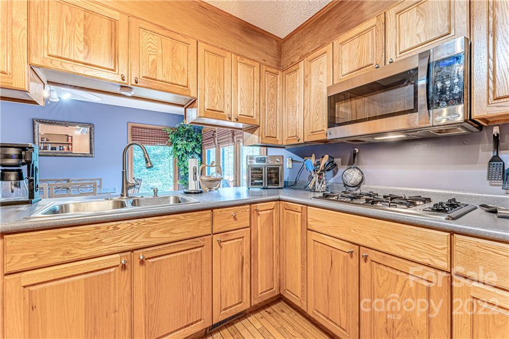 22 Barclay Road Candler, NC 28715 - Photo 23 of 48 Gallery Image 23