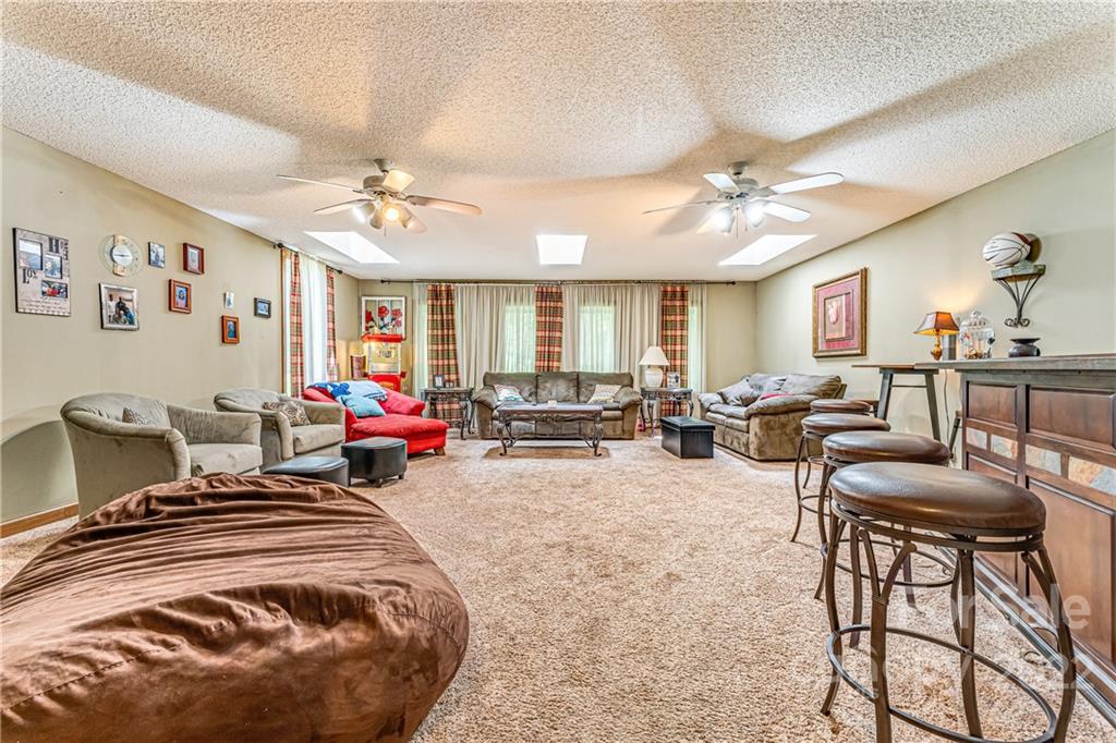 22 Barclay Road Candler, NC 28715 - Photo 27 of 48 Gallery Image 27