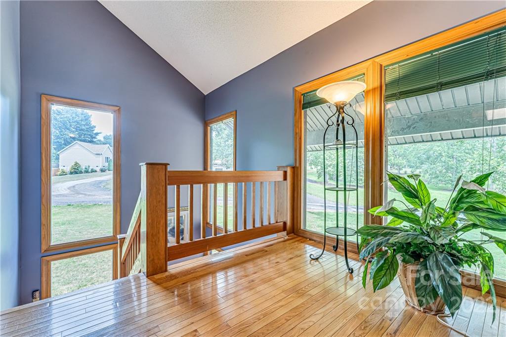 22 Barclay Road Candler, NC 28715 - Photo 31 of 48 Gallery Image 31