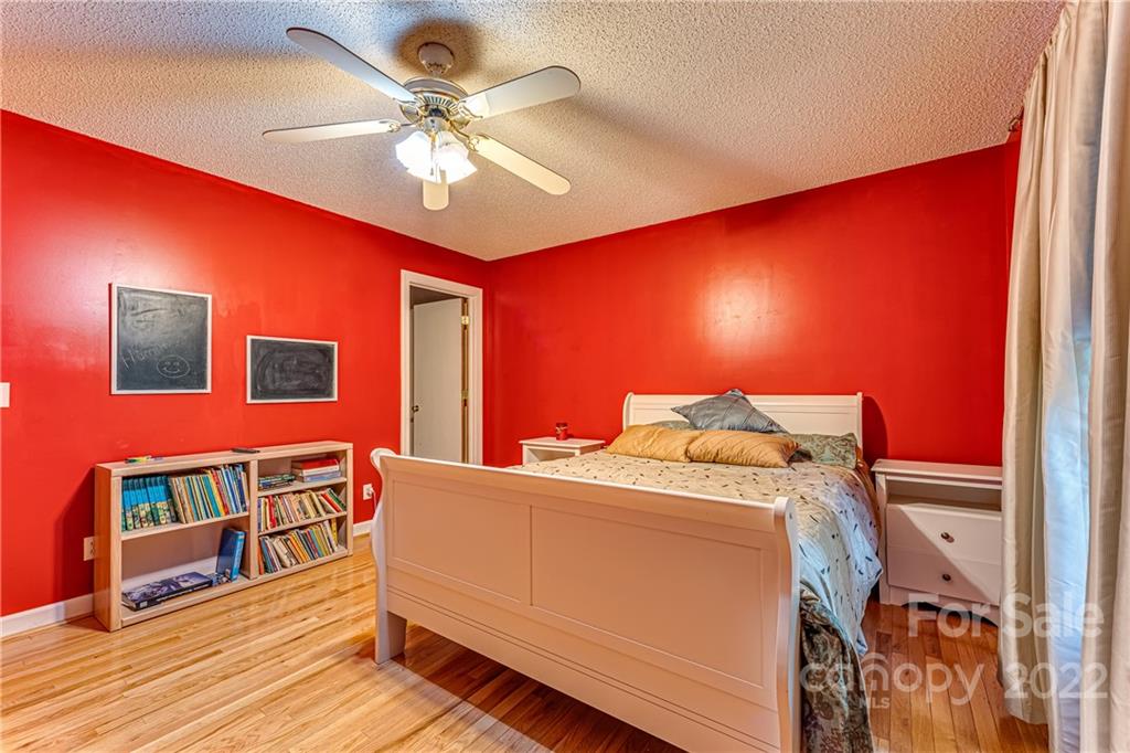 22 Barclay Road Candler, NC 28715 - Photo 43 of 48 Gallery Image 43