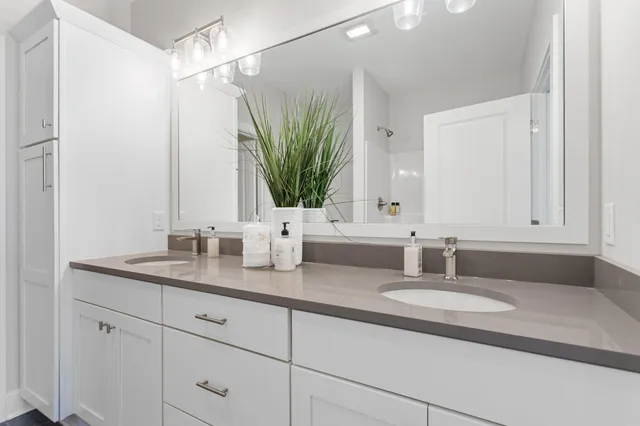 $479,900 | 1519 Eagle Shr Court, Hudsonville, MI 49426