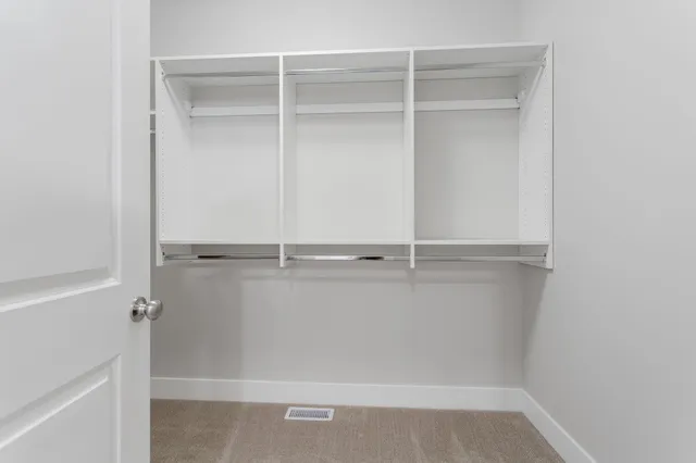 $479,900 | 1519 Eagle Shr Court, Hudsonville, MI 49426