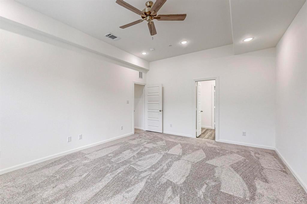 376 Buck Ridge Drive Frisco, TX 75068 - Photo 21 of 40 a view of an empty room