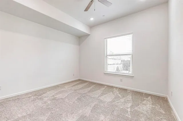 en empty room with an entryway