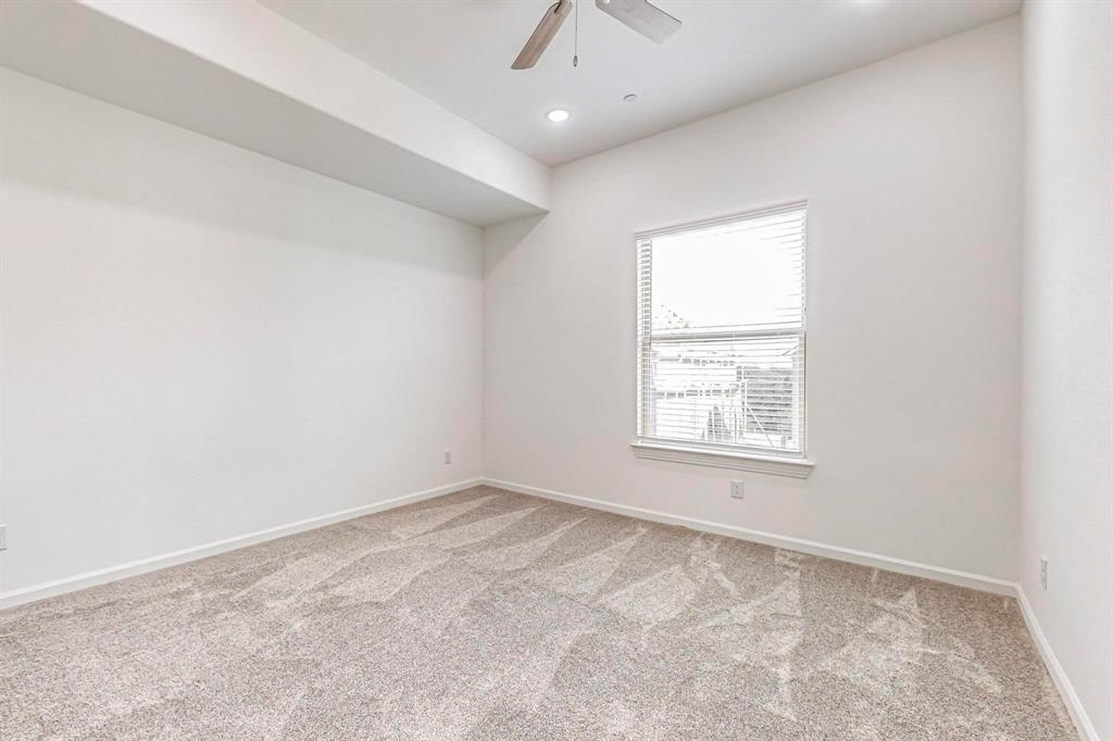 376 Buck Ridge Drive Frisco, TX 75068 - Photo 29 of 40 an empty room with a window