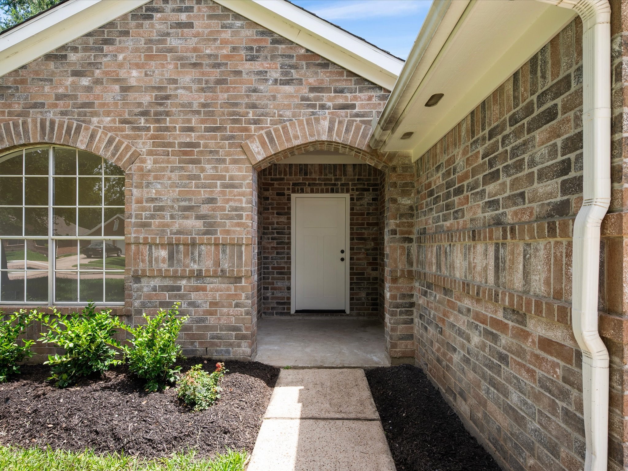 3119 Shady Ridge Trail Sugar Land, TX 77498 - Photo 3 of 21