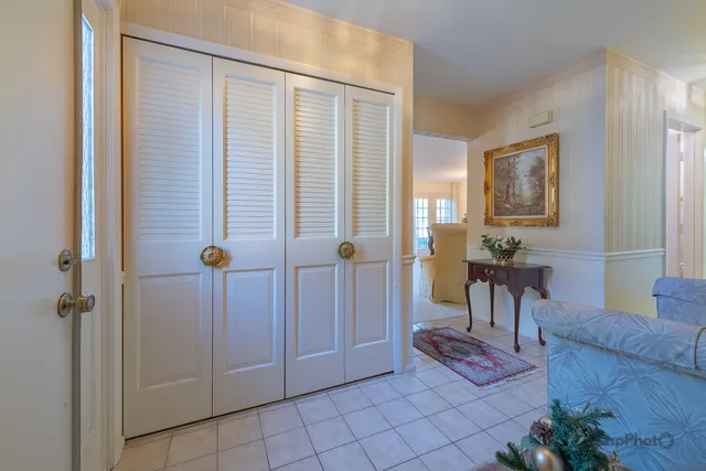 $243,000 | 3232 Chestnut Drive, Flossmoor, IL 60422