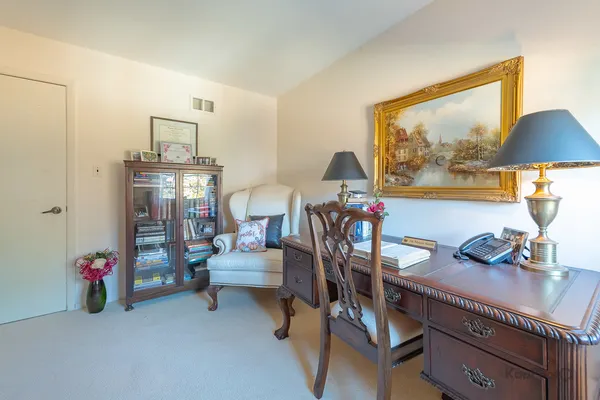 $243,000 | 3232 Chestnut Drive, Flossmoor, IL 60422