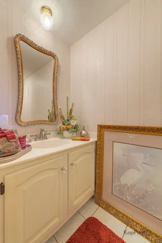 $243,000 | 3232 Chestnut Drive, Flossmoor, IL 60422