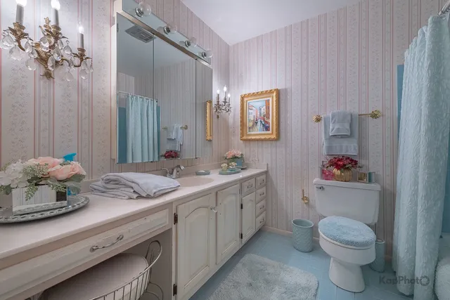 $243,000 | 3232 Chestnut Drive, Flossmoor, IL 60422