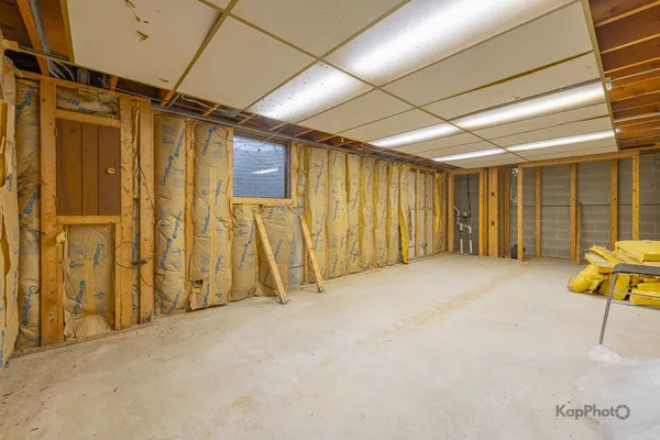 $243,000 | 3232 Chestnut Drive, Flossmoor, IL 60422