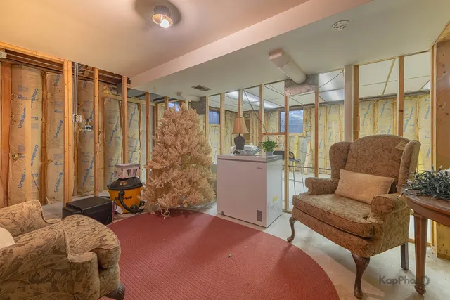 $243,000 | 3232 Chestnut Drive, Flossmoor, IL 60422