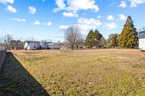 $290,000 | 11058 Hunters Lane, Hampton, GA 30228