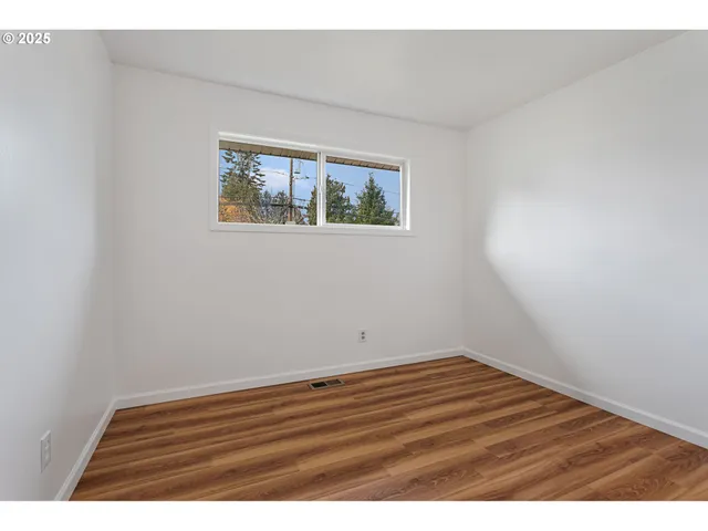 $425,000 | 930 Southeast 212th Avenue, Gresham, OR 97030