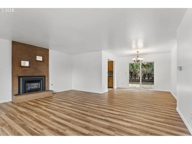 $425,000 | 930 Southeast 212th Avenue, Gresham, OR 97030