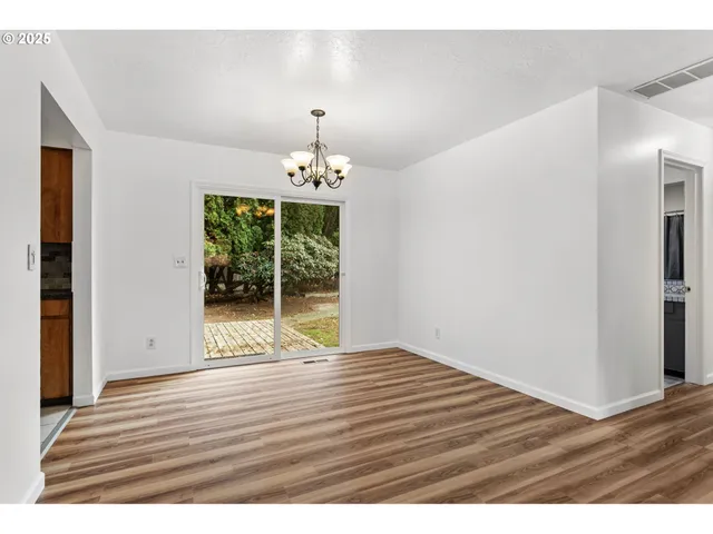 $425,000 | 930 Southeast 212th Avenue, Gresham, OR 97030