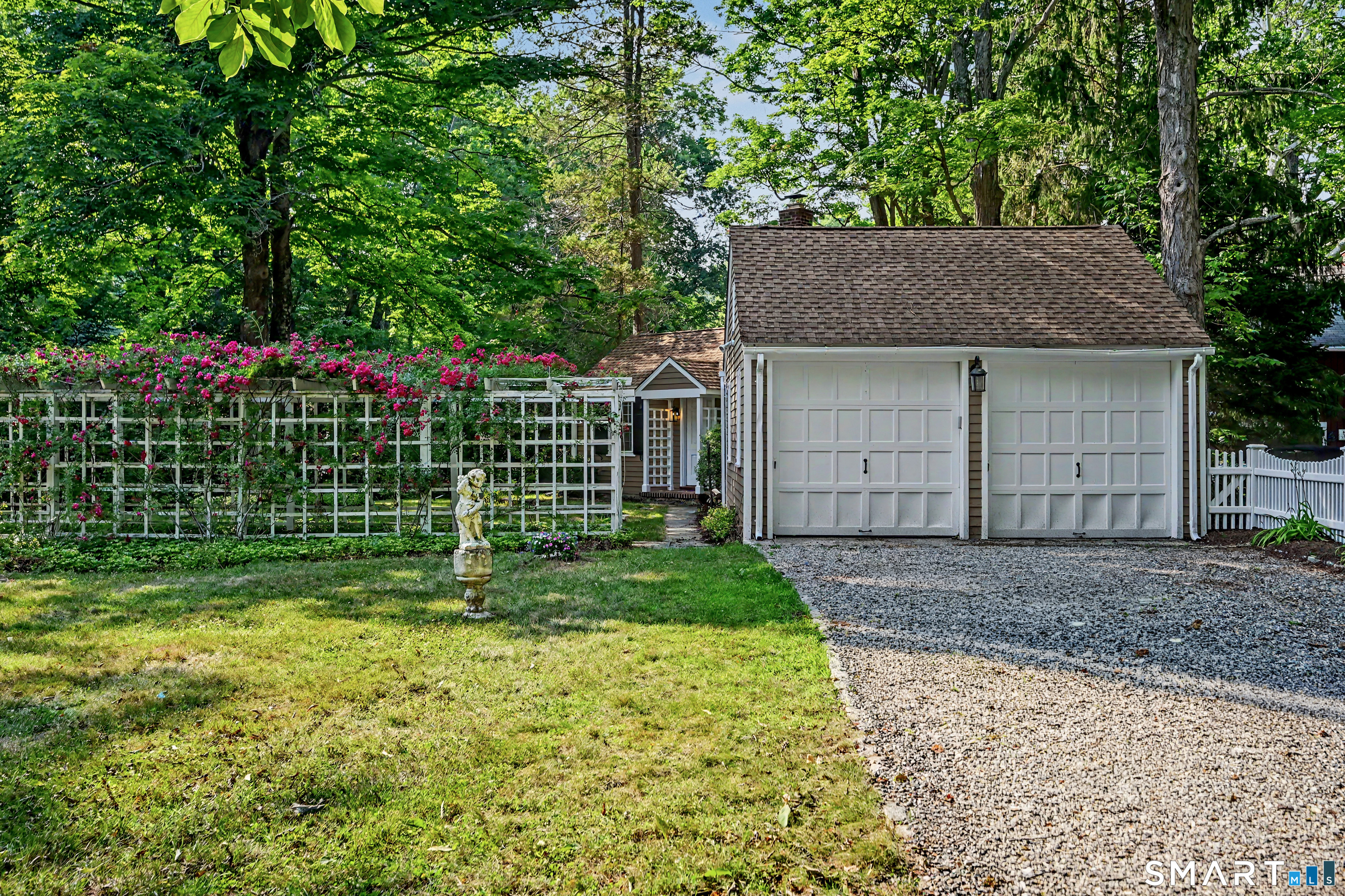 44 Redding Road Easton, CT 06612 - Photo 5 of 40