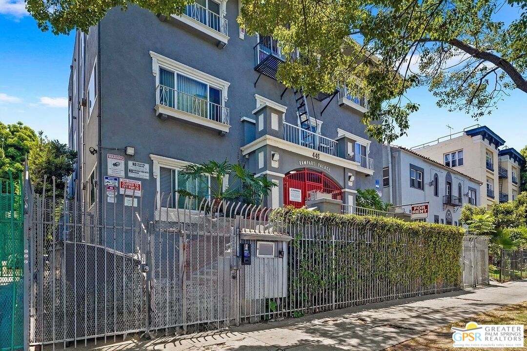 446 South Rampart Boulevard Los Angeles, CA 90057 - Photo 9 of 11