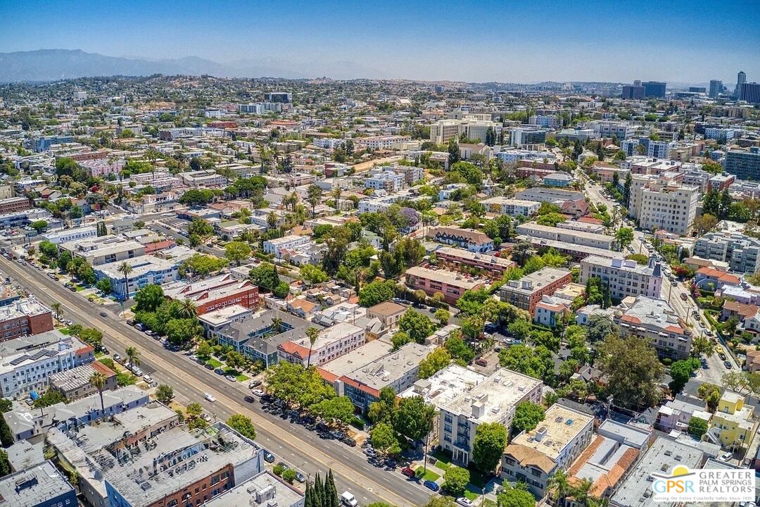 446 South Rampart Boulevard Los Angeles, CA 90057 - Photo 10 of 11