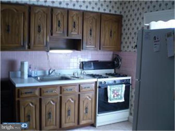 3207 Brookdale Road Philadelphia, PA 19114 - Photo 2 of 11 Gallery Image 2