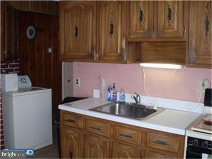 3207 Brookdale Road Philadelphia, PA 19114 - Photo 5 of 11 Gallery Image 5