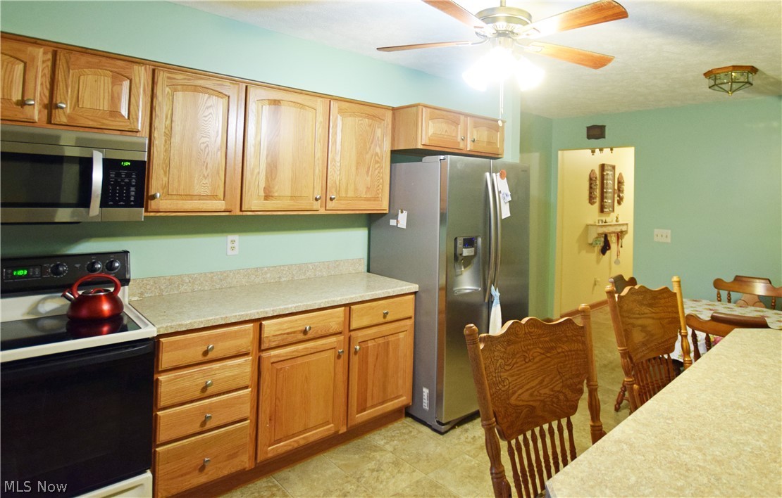7171 Reynolds Road Mentor, OH 44060 - Photo 4 of 18 Gallery Image 4