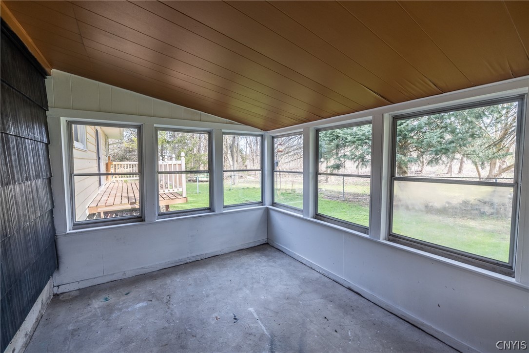 8583 Green Lakes Road Manlius, NY 13037 - Photo 25 of 32