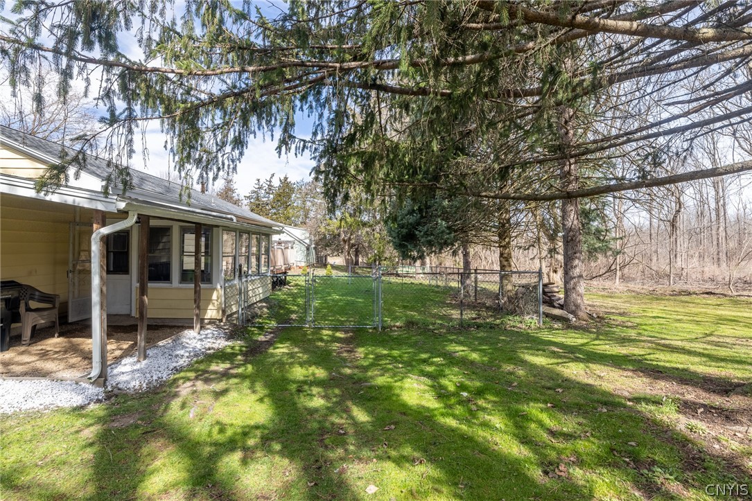 8583 Green Lakes Road Manlius, NY 13037 - Photo 30 of 32