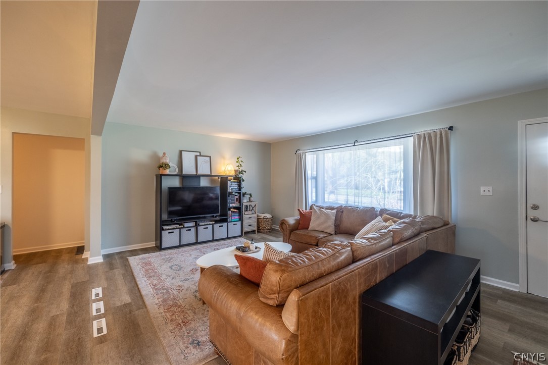 8583 Green Lakes Road Manlius, NY 13037 - Photo 6 of 32