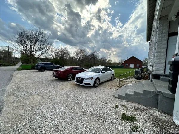 $569,900 | 7045 Corydon Junction Road Northeast, New Salisbury, IN 47161