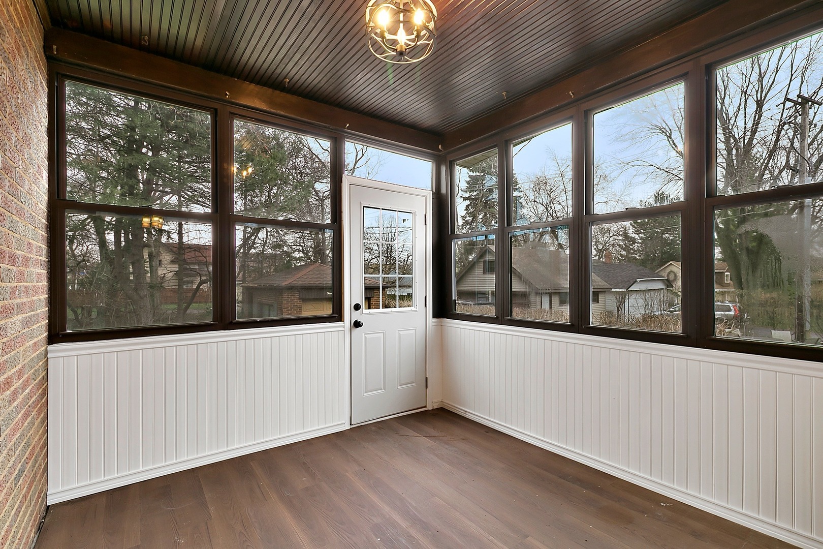 29 South Delaplaine Road Riverside, IL 60546 - Photo 23 of 40