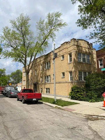 $1,375 | 3636 West Iowa Street, Unit BF, Chicago, IL 60651