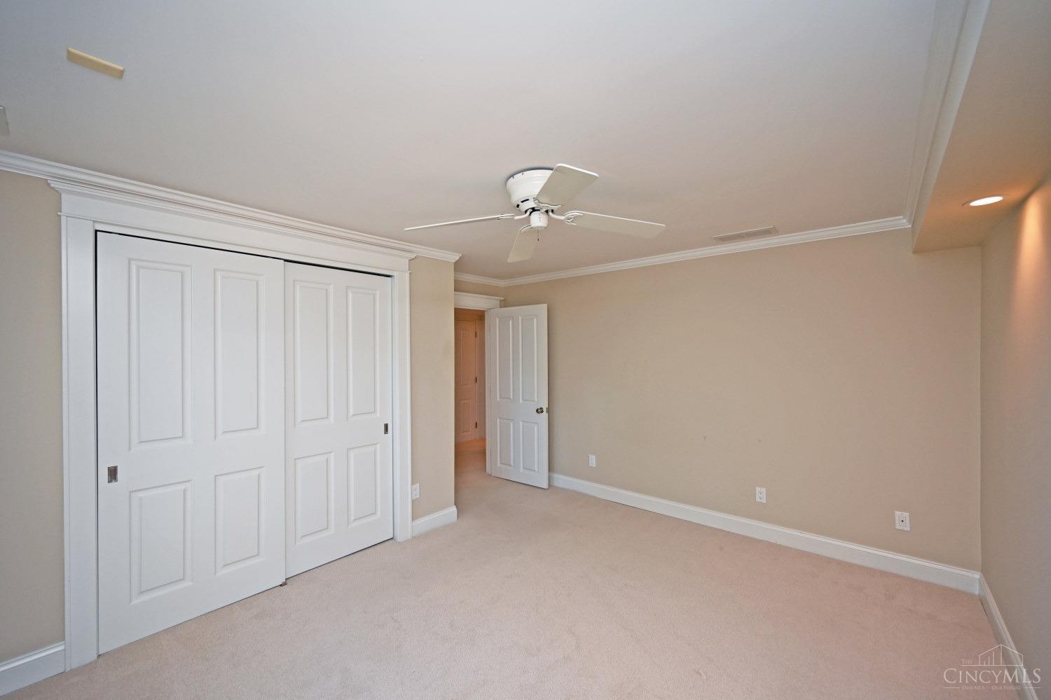 2476 Grandin Road Cincinnati, OH 45208 - Photo 36 of 59 Gallery Image 36